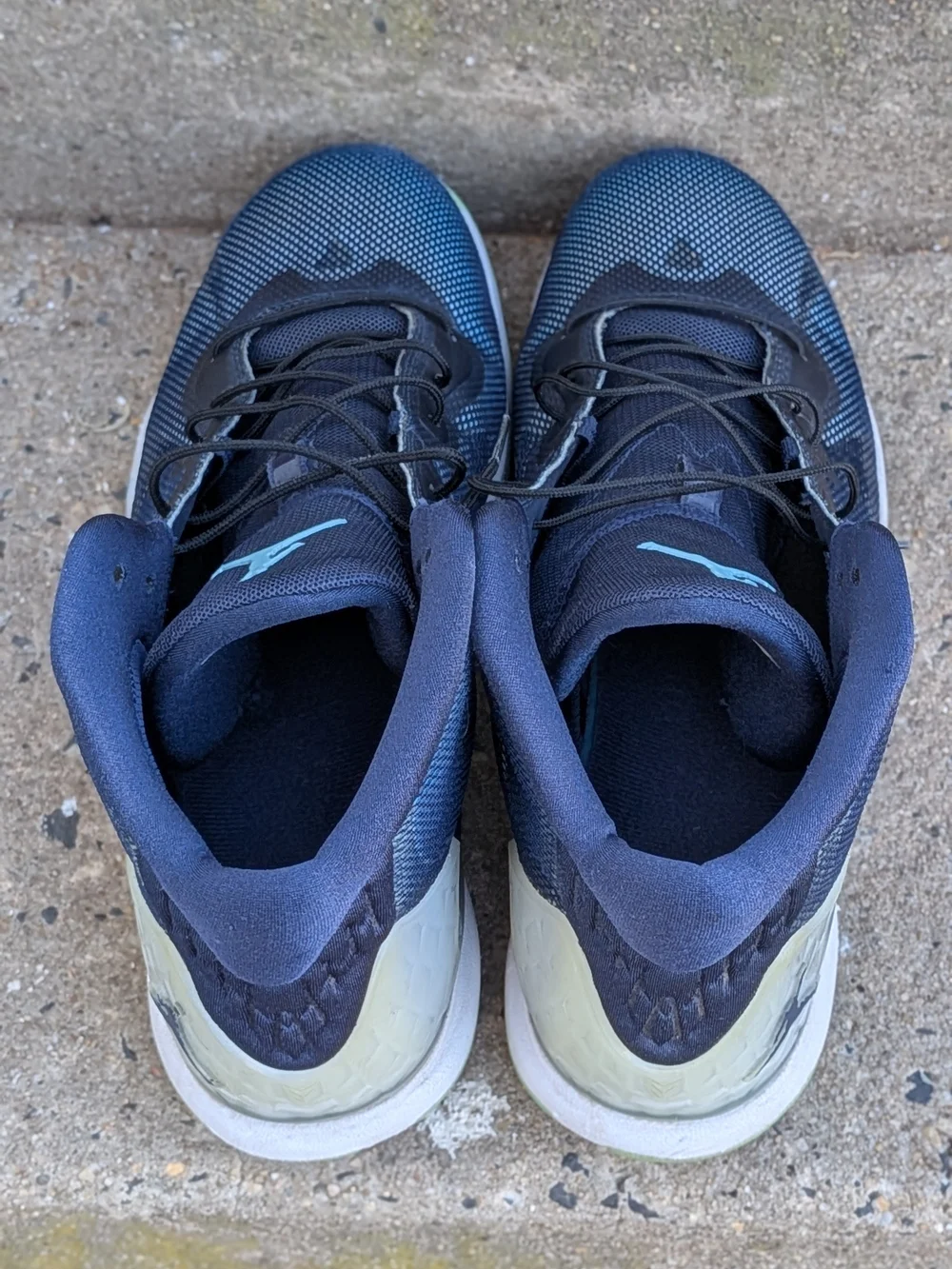 Air Jordan Men’s Navy Blue Basketball Shoes Size 9.5